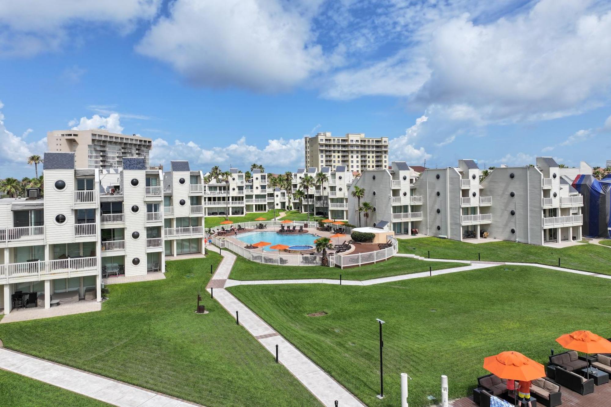 New Stunning Ocean-View Beachfront Resort, Heated Pool! South Padre Island Exteriér fotografie
