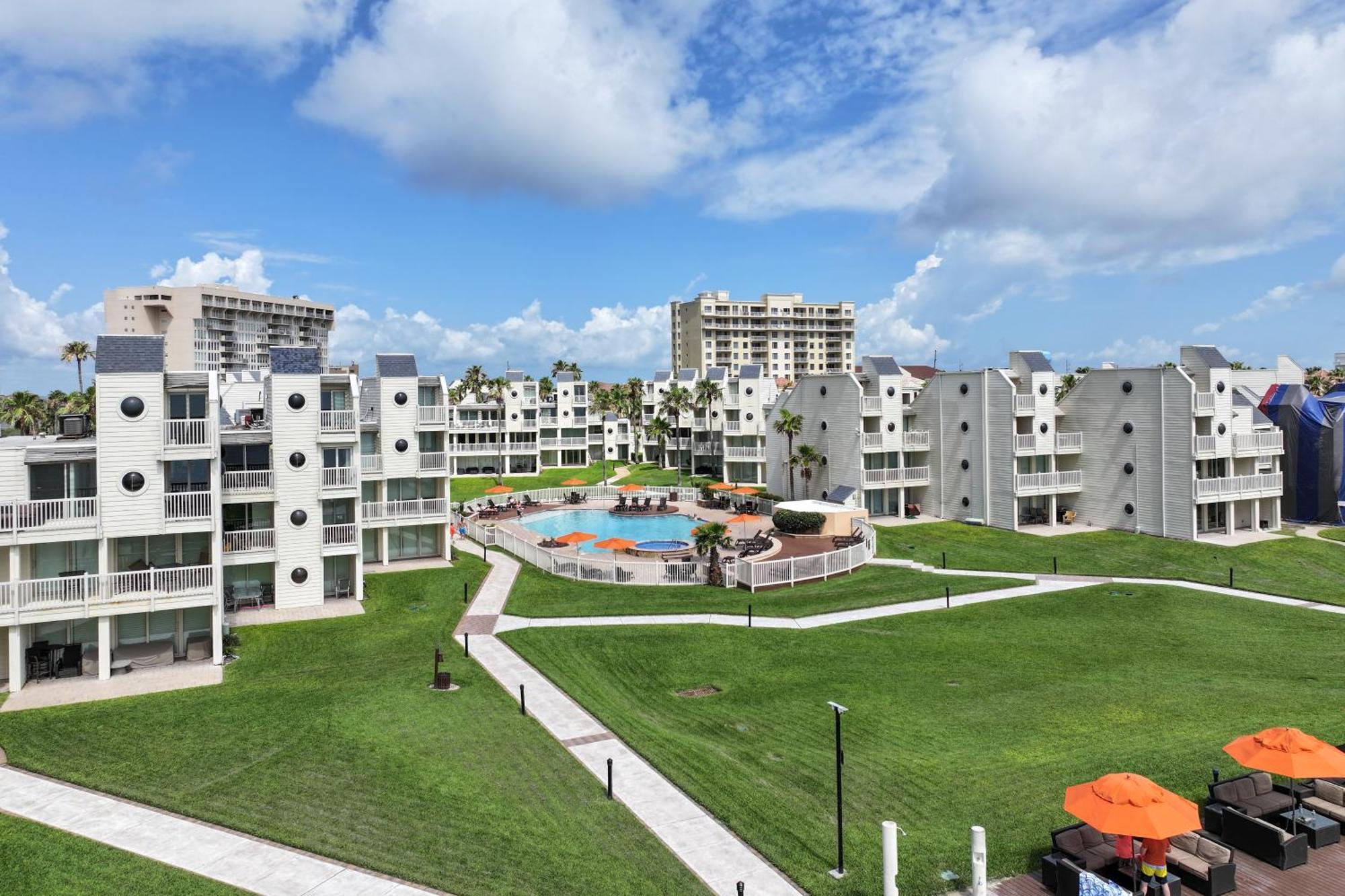 New Stunning Ocean-View Beachfront Resort, Heated Pool! South Padre Island Exteriér fotografie